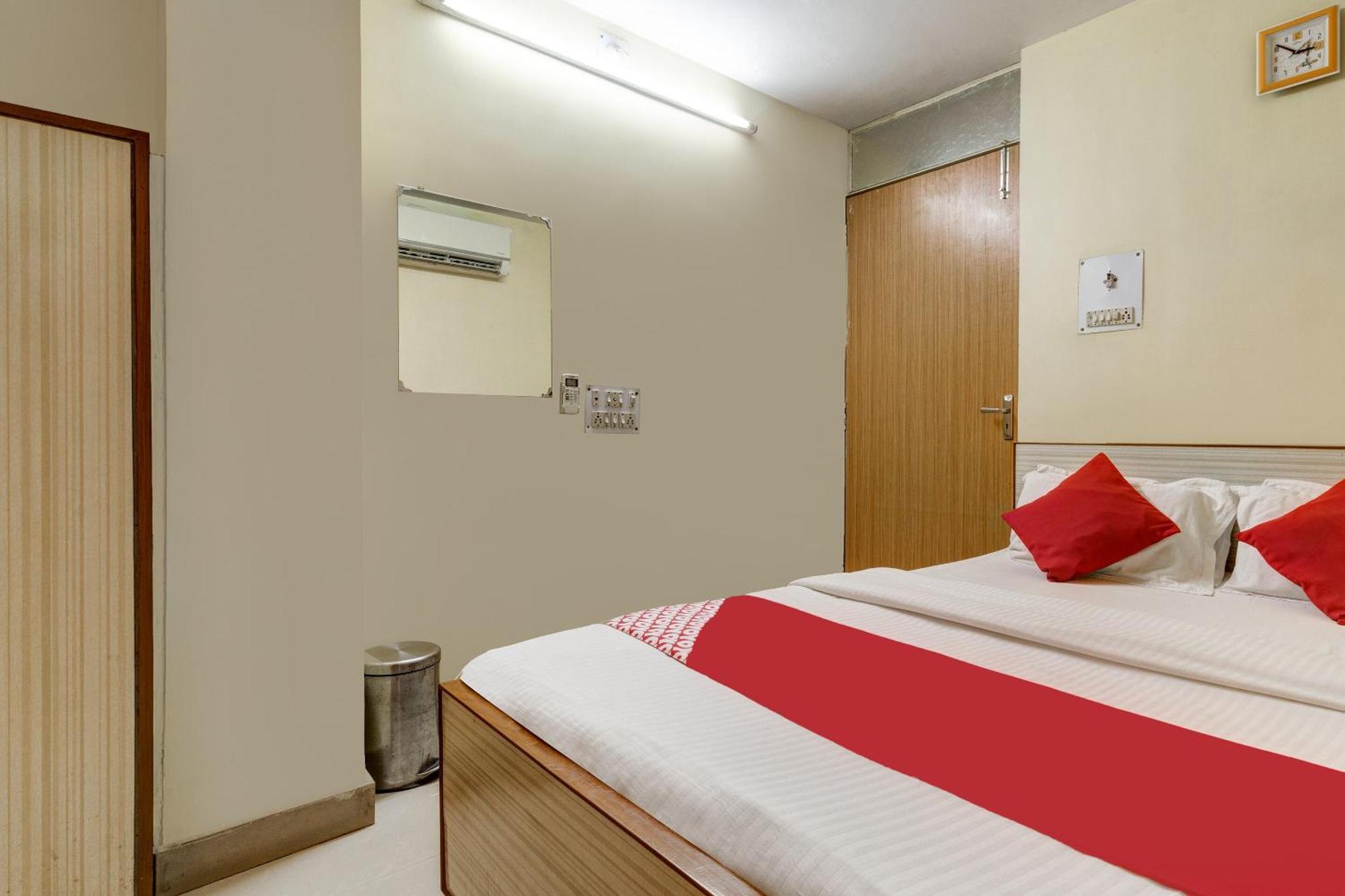 Oyo Hotel Satguru Jamshedpur Esterno foto